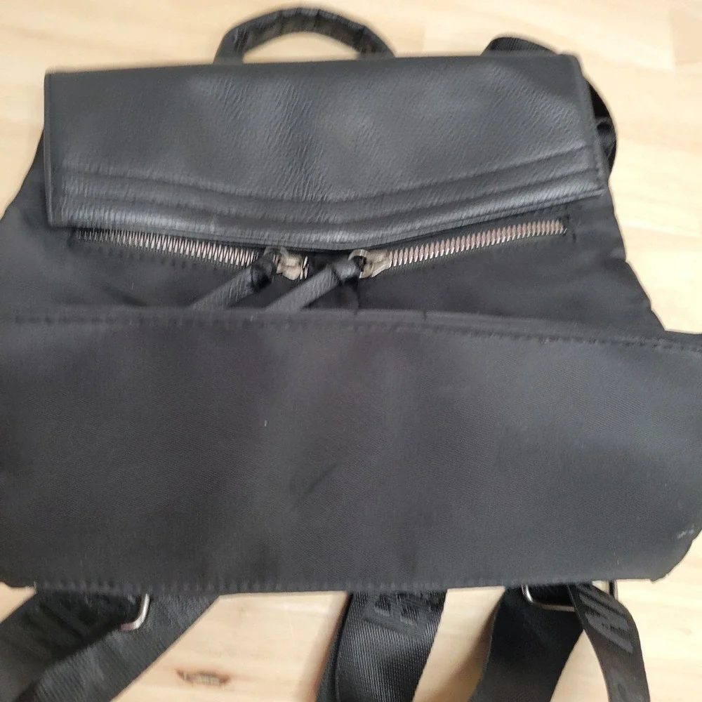 Botkier Backpack‎ Womens Medium Black Nylon New York Logo Strap Travel Gorpcore